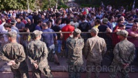 Спецназу довелося вгамовувати чергу бажаючих купити квитки на Суперкубок УЄФА в Тбілісі