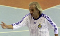 Тренер завжди один