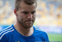 ЗМІ: «Ярмоленко бойкотував матч зі «Сталлю» і вимагає трансфер»
