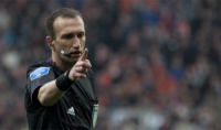 «А де ваш паспорт?». Як арбітри порушують регламент УПЛ і ПФЛ