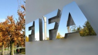 ФІФА оштрафувала Україну на 15 тисяч франків за «дискримінаційний» прапор на матчі з Косово