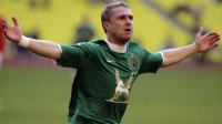 Шева шматує «Реал», Ребров забиває за «Рубін» і ще 28 фото «старої школи»