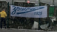 Луческу висміяли на банерах