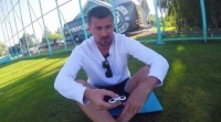 Артем Мілевський знявся у кумедній рекламі спіннерів брестського «Динамо»