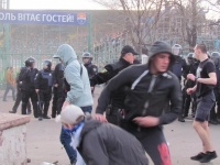Як у Маріуполі побилися ультрас і поліція: ФОТО+ВІДЕО. ОНОВЛЮЄТЬСЯ