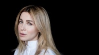 «Купаюсь в золоті», – чарівна дружина екс-гравця збірної України потішила гарячими фото