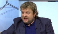 Алексей Андронов: «Берут интервью у главы федерации футбола ДНР о том, как вся Украина относится к трансферу Ракицкого. Это дно»