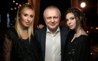 «Теперь у нас будут только победы!» Дочь Суркиса позирует на стадионе «Динамо»
