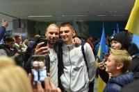 Національну збірну України урочисто зустріли на батьківщині після повернення з Белграда!