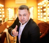 ​Актор шоу «Квартал 95» прийшов на вечірку «Шахтаря» в футболці «Динамо» 