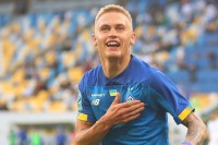 Віталій Буяльський привіз подарунки спортсменам та провів новорічний турнір