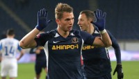 Супряга - автор ювілейного хет-трику