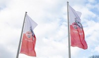 Клуб Бундеслиги обнаружил три новых случая коронавируса, но не собирается останавливать тренировки