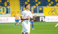 Денис Гармаш здивував новим іміджем