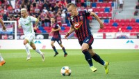 «Фехервар» Петряка минимально победил «Ференцварош» Реброва