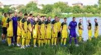 Риболовля замість тренування – клуб Другої ліги оригінально презентував нову форму