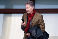 Леонид Буряк: «Маленькую копию Суперкубка Европы торжественно подарил президенту «Динамо» Игорю Суркису»