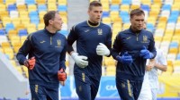Цихмейструк дав пораду Шевченку щодо вибору голкіпера на матч проти Швейцарії