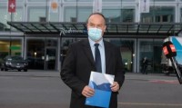 Санврача, отменившего матч Украины в Швейцарии, уличили в избирательной «принципиальности»