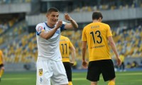 Динамівці побували на зимовій риболовлі і похизувалися уловом