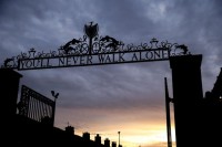 You'll never walk alone: історія головної футбольної пісні планети, написаної в США