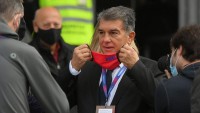 «Ужасно уродливая»: новая форма «Барселоны» шокировала фанов, которые обратились к Лапорте