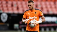 Вратарь сборной Нидерландов заболел на COVID-19 и может не сыграть с Украиной