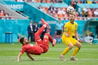 «Я попал ему в ногу...». Караваев — о пенальти в ворота Украины