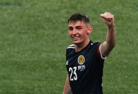 20-летний полузащитник сборной Шотландии стал лучшим игроком матча против Англии