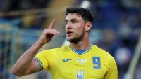 «Милан» придумал хитрую, но рабочую схему покупки у «Гента» Романа Яремчука