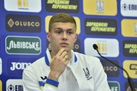 «Свій шанс ми вже втратили»: Довбик розповів про зміни у тренувальному процесі після поразки від Австрії