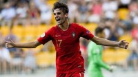 «Вулверхэмптон» взял в аренду нападающего «Барселоны»