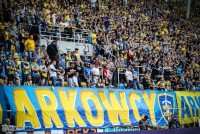 У Польщі розгорівся скандал з безкоштовними квитками для українських біженців. Клуб жорстко відреагував на претензії фанатів
