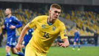 Зінченко та Довбик зіграють у благодійному кіберспортивному турнірі