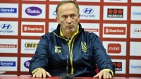 Блогер: «У Петракові я побачив самотню людину, яку кинули напризволяще. А в УАФ роблять свiтлини та працюють вантажниками...»
