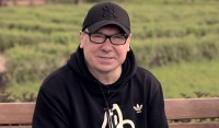 Леоненко: «Думаю, що Бесєдін має грати у півзахисті. У нападі у нього не виходить»