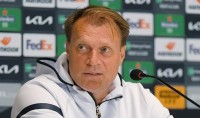 «З Луческу не консультувався»: Ван Леувен розповів про підготовку «Зорі» до матчу з румунською командою