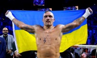 WBA зобов'язала Усика провести поєдинок з Дюбуа