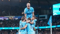«Манчестер Сіті» з рекордом Холанда повернув перше місце АПЛ, «Ліверпуль» продовжив переможну серію