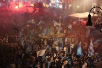  Гуляє весь Неаполь: феєрверки та салюти. «Наполі» – чемпіон Італії!