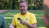 Був капітаном у Лобановського та приводив збірну України до перемоги на Євро: Юрію Калітвінцеву – 55
