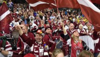 Фанати збірної Латвії заспівали хіт про Путіна в матчі відбору до Євро-2024 – відео