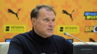 Ван Леувен: «Рефері повинні враховувати, що футбол – це контактний вид спорту, а не слухати крики»