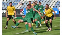 Перша ліга: «Прикарпаття» зберегло «Карпатам» лідерство, «Інгулець» з суддівським курйозом переміг МФК «Металург»  