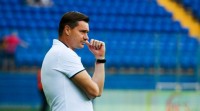 Закидали фальшивими доларами: український тренер отримав порцію хейту від кривдника «Ворскли» у єврокубках