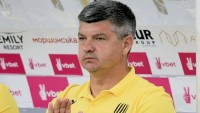 Віталій Пономарьов: «Рух» міг забити 6-7 голів «Шахтарю» у першому таймі»
