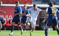 «Кривбас» розтрощив СК «Дніпро-1» – дует Кузика і Кожушка створив феєрію, Лєднєв змарнував пенальті