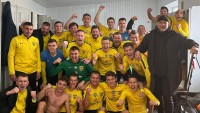 Перша ліга: «Металіст» драматично програв і залишився на дні, матчі «Карпат» та «Інгульця» перенесли