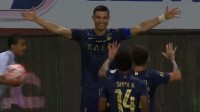 Роналду забив, підступно скориставшись помилкою захисників – відео гола Кріштіану