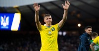 «Забарний приречений на велич»: захисника збірної України назвали четвертим вундеркіндом світу на своїй позиції